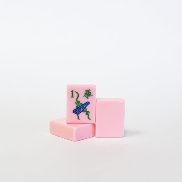 Bubble Gum Solids - Image 4