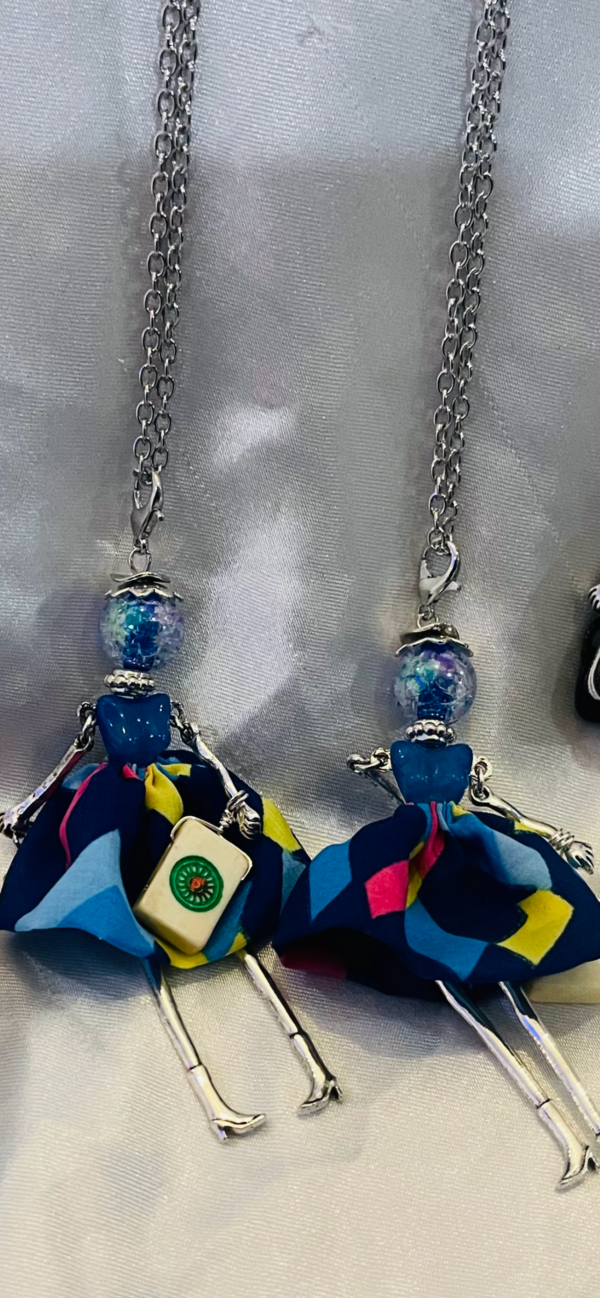 Fashion Mah Jongg Lady Necklace Jewelry - Image 3